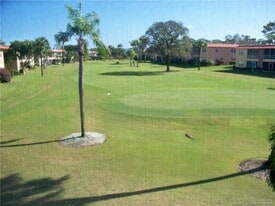 1939 SW Palm City Rd in Stuart, FL - Building Photo