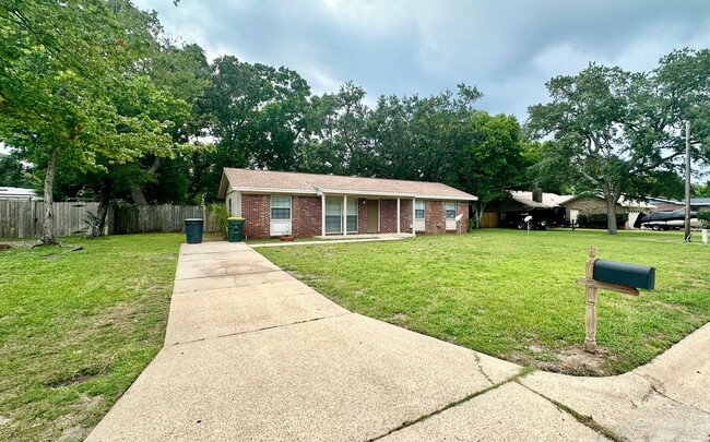 property at 118 N Audrey Cir NW