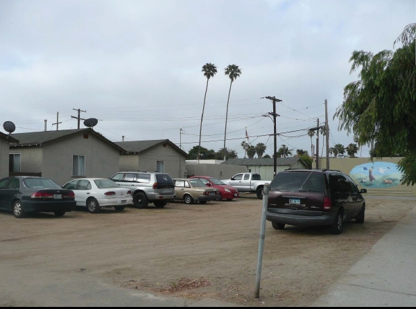 5073-5085 Voltaire St in San Diego, CA - Building Photo - Building Photo