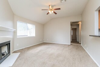 12119 Bowsman Dr in Tomball, TX - Building Photo - Building Photo