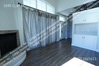 1690 Clay St in Santa Clara, CA - Building Photo - Building Photo