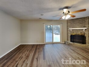 5590 148th Ln NW in Ramsey, MN - Foto de edificio - Building Photo