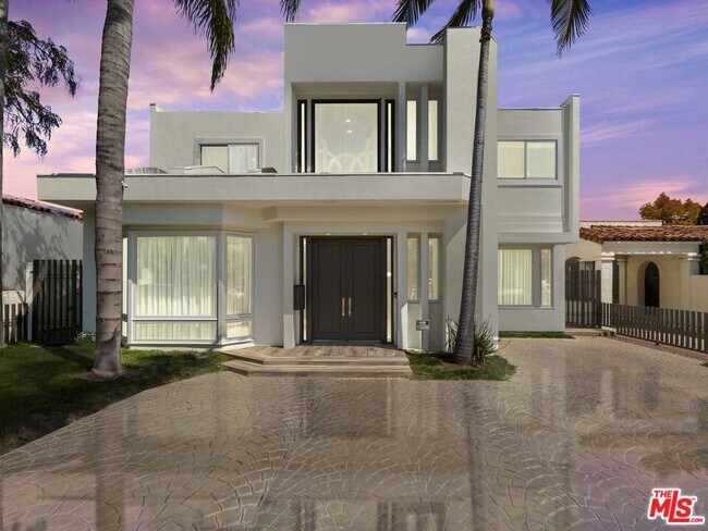 112 Elm Dr in Beverly Hills, CA - Building Photo - Building Photo
