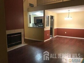 8402 Tamarron Dr in Plainsboro, NJ - Building Photo