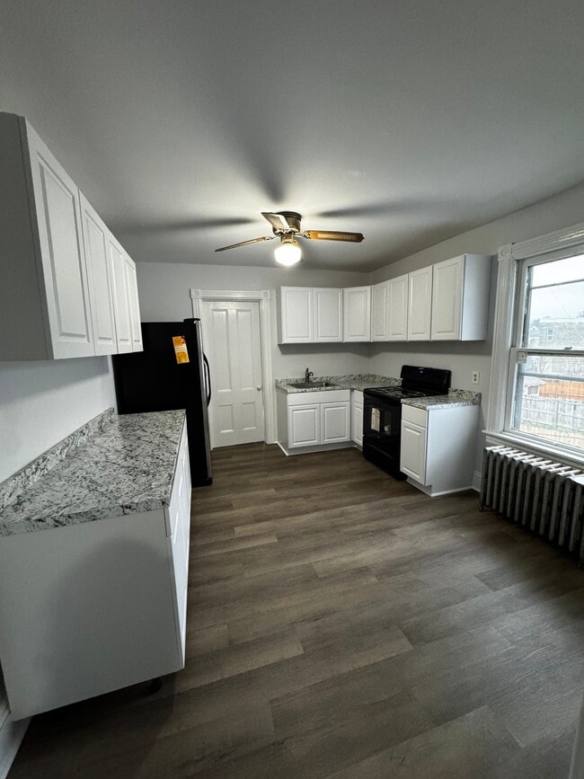 121 Mercer St, Unit 2