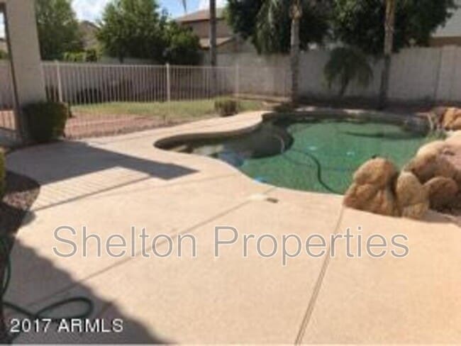 7662 W Vía Del Sol in Peoria, AZ - Building Photo - Building Photo