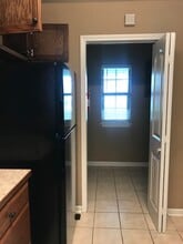 3815 Janet Ln in Lake Charles, LA - Foto de edificio - Building Photo