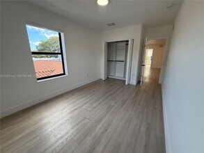 1721 SW 13th St in Miami, FL - Building Photo - Building Photo