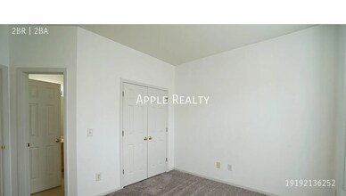 42 Signet Dr in Durham, NC - Building Photo - Building Photo