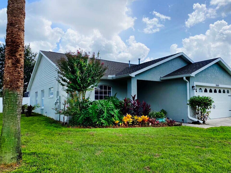 2650 Autumn Creek Cir in Kissimmee, FL - Building Photo