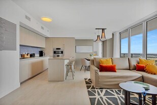 4010 S Ocean Dr, Unit SI ID1227317P in Hollywood, FL - Building Photo