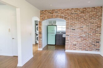 210 S Ocean Blvd in Lake Worth Beach, FL - Building Photo - Building Photo