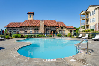 Tuscany Hills at Nickel Creek in Tulsa, OK - Foto de edificio - Building Photo