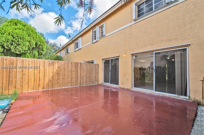 13929 SW 102nd Terrace in Miami, FL - Building Photo - Building Photo