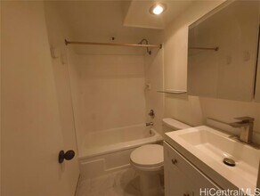 2724 Kahoaloha Ln in Honolulu, HI - Building Photo - Building Photo