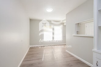 3918 N Webster Ave in Indianapolis, IN - Foto de edificio - Building Photo