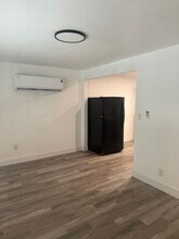 3000-3002 West St in Shasta Lake, CA - Building Photo - Building Photo