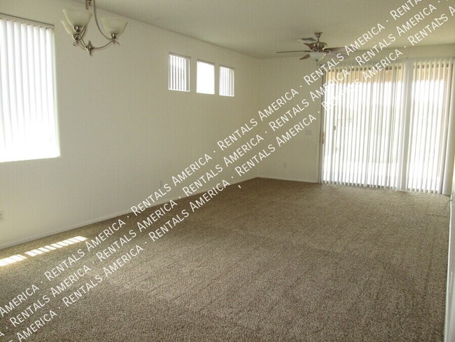 5614 W Lydia Ln in Phoenix, AZ - Building Photo - Building Photo