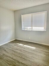 9051 Folsom Blvd in Sacramento, CA - Building Photo - Building Photo