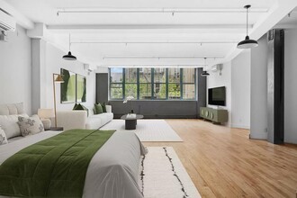 239 Banker St in Brooklyn, NY - Foto de edificio - Building Photo