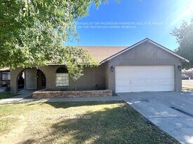 7441 W Krall St in Glendale, AZ - Building Photo