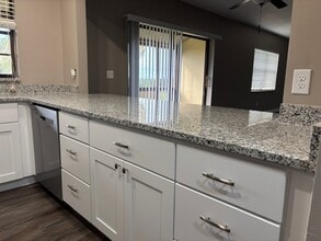 3437 E Fort King St in Ocala, FL - Foto de edificio - Building Photo