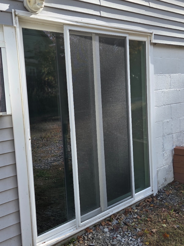 14 Sugar St in Newtown, CT - Foto de edificio - Building Photo