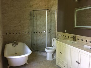 93 Upland Rd, Unit 1 in Cambridge, MA - Building Photo - Building Photo