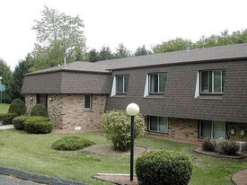 1604 Green Valley Dr Apartments