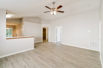 22501 Crows Nest Ct in Lutz, FL - Building Photo - Building Photo
