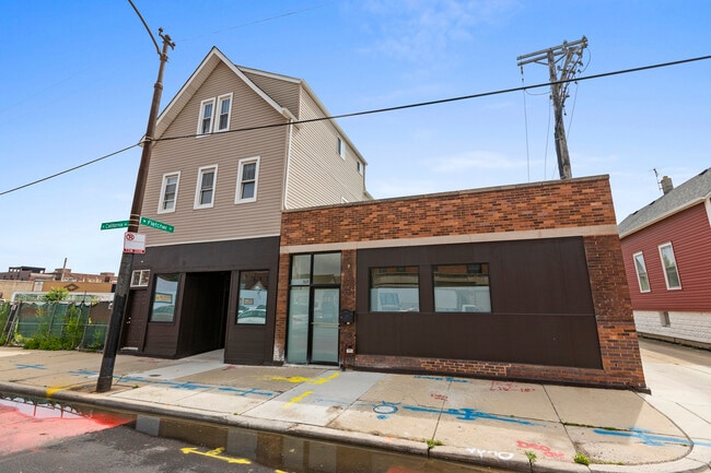 property at 3123 N California Ave