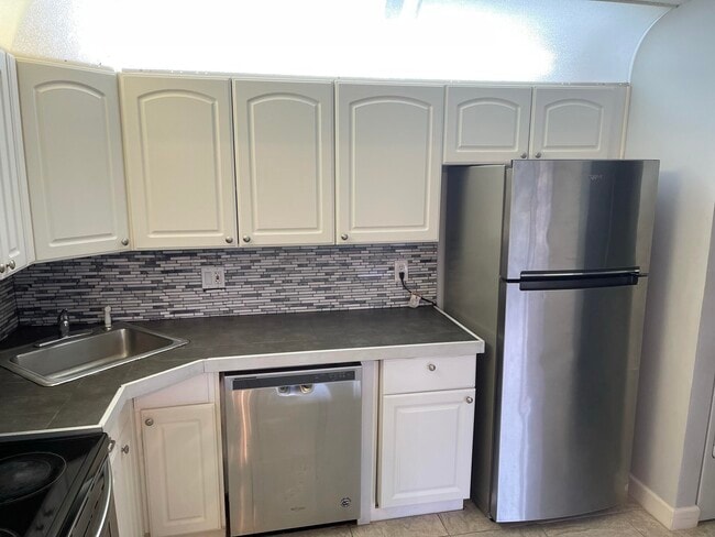 property at 4975 Sable Pine Cir