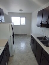 60 Shuswap St N in Salmon Arm, BC - Building Photo - Building Photo