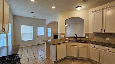 1806 Vernal Glen Cir in Spring, TX - Building Photo - Building Photo