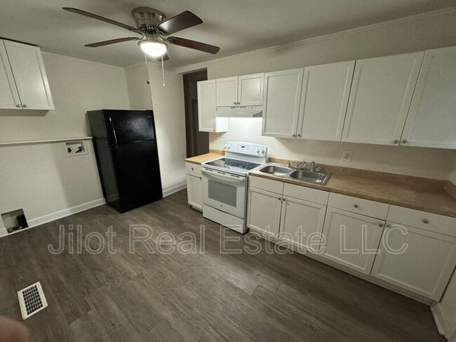 3284 Wheeler St in Atlanta, GA - Building Photo - Building Photo