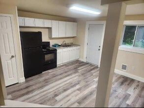 212 S Dunlop St in Petersburg, VA - Building Photo - Building Photo