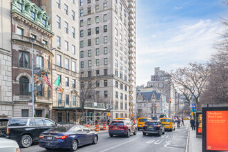 990 Fifth Avenue in New York, NY - Building Photo - Building Photo