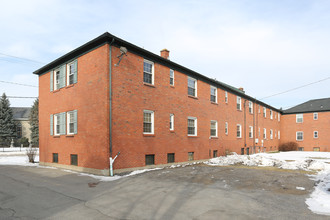 Stoneleigh Apartments in Buffalo, NY - Foto de edificio - Building Photo