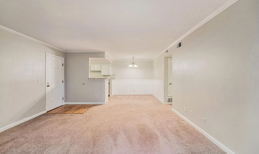 8225 E Fairmount Dr in Denver, CO - Building Photo - Building Photo