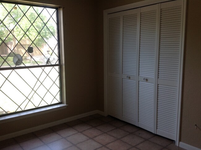 property at 10106 Prairie Mist St