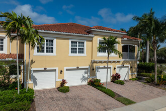 Bay Street Village in Osprey, FL - Building Photo - Building Photo