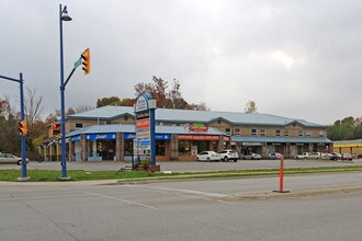 945 Innisfil Beach Rd in Innisfil, ON - Building Photo - Building Photo