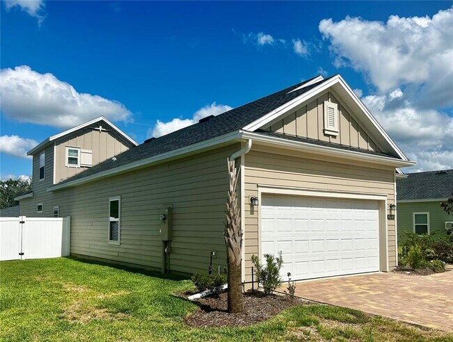 4530 NW 14th Lp in Ocala, FL - Building Photo - Building Photo