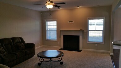 214 Wind Swept St in Raeford, NC - Building Photo - Building Photo