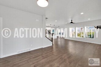 5171 W Dock St in South Jordan, UT - Building Photo - Building Photo