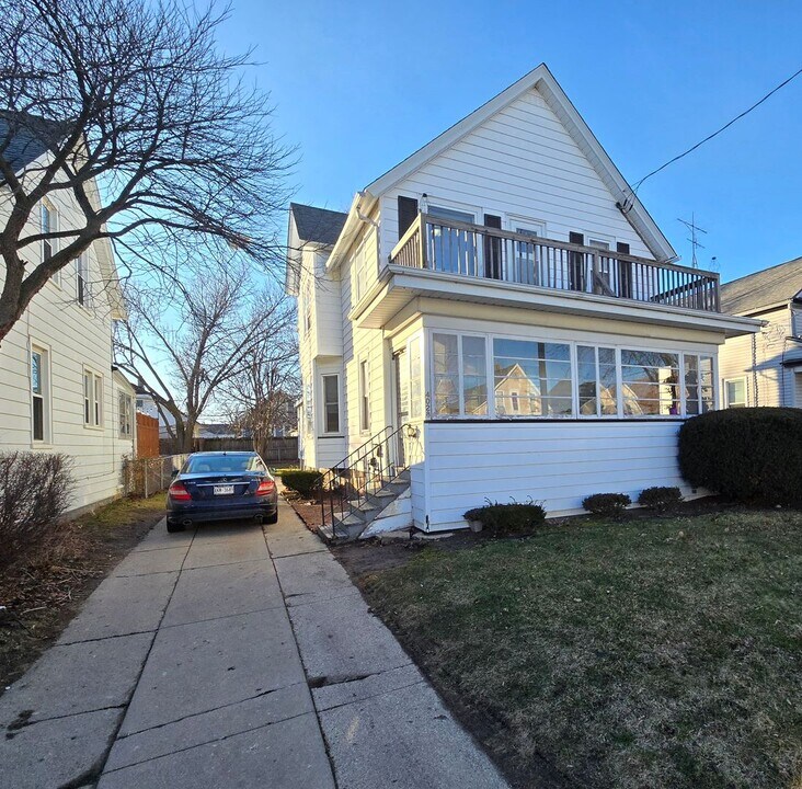 4028 14th Ave in Kenosha, WI - Building Photo