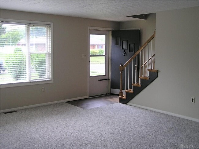 126 McCraw Dr in Englewood, OH - Building Photo - Building Photo