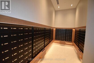 1185 Dupont St in Toronto, ON - Building Photo - Building Photo