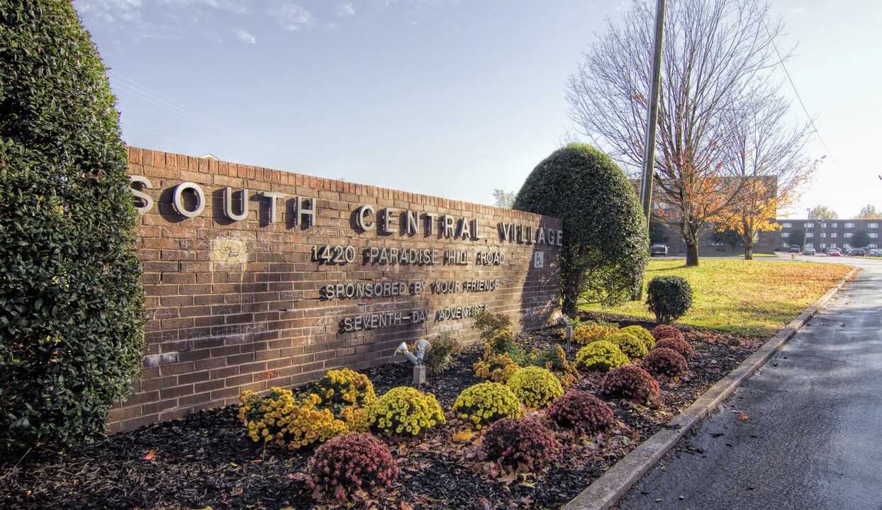 South Central Village Apartments in Clarksville, TN - Foto de edificio