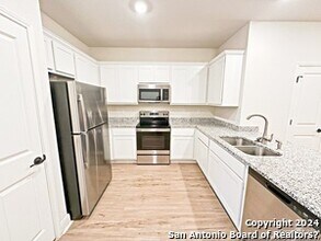 13823 Enzo Gate in San Antonio, TX - Building Photo - Building Photo